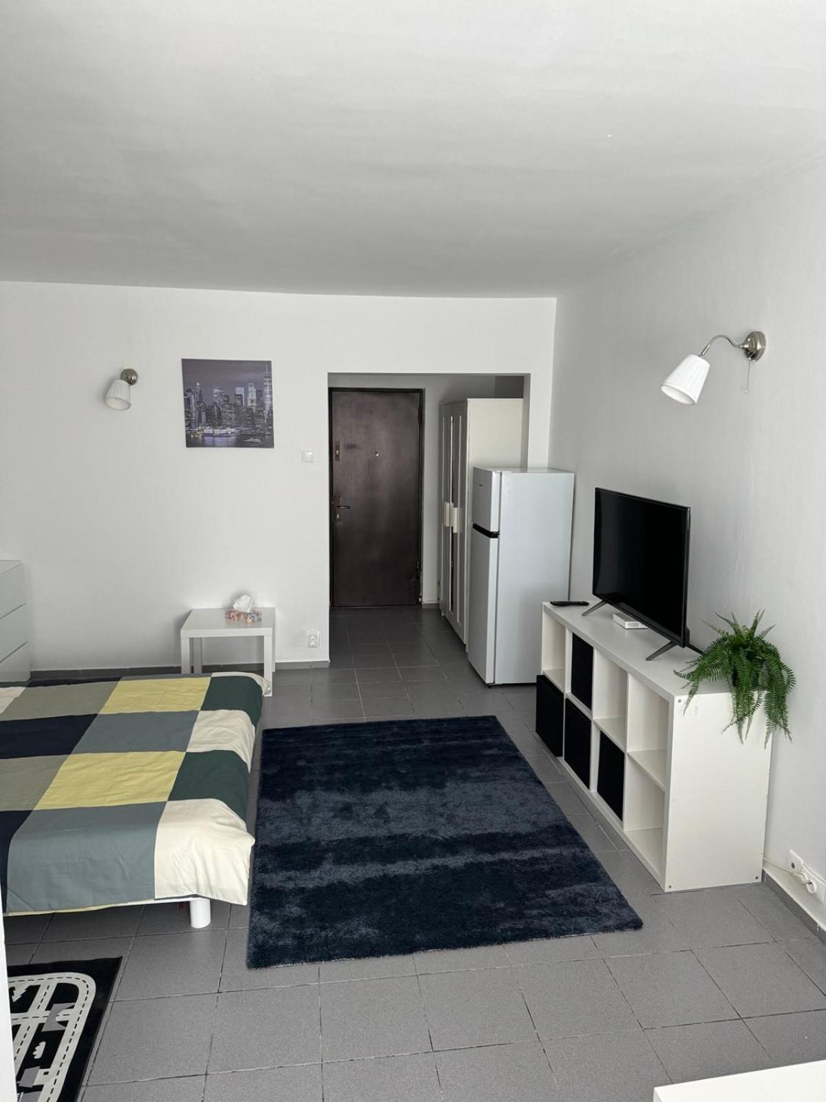 Park Lake Apartment Bucharest Exterior photo